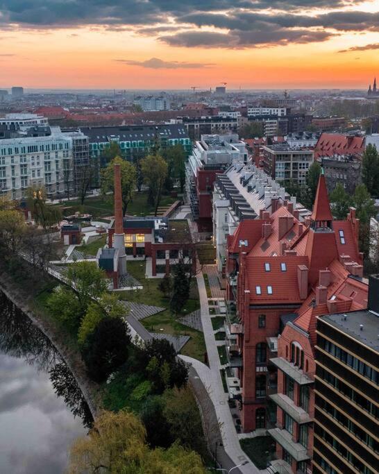 Loft Industrialny Przy Bulwarze Staromiejskim Lejlighed Wrocław Eksteriør billede